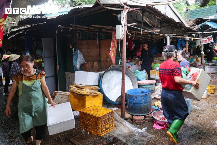 Chợ Kim Liên sắp đóng cửa, gần 200 tiểu thương thấp thỏm tìm kế sinh nhai - 9