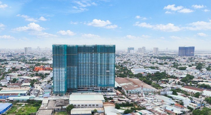 Muốn bán được hàng, doanh nghiệp bất động sản buộc phải thích nghi và tìm ra các phương án tối ưu. (Ảnh: Đại Việt)