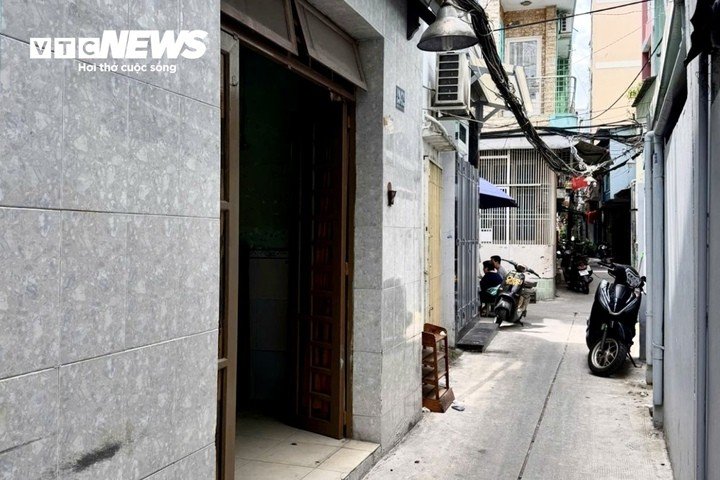 Nhà hẻm tại TP.HCM hút khách vì gần trung tâm, giá hợp lý.