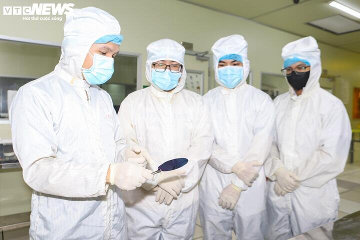Nhân lực là yếu tố quan trọng để Việt Nam nâng cao năng lực tự chủ công nghệ bán dẫn.