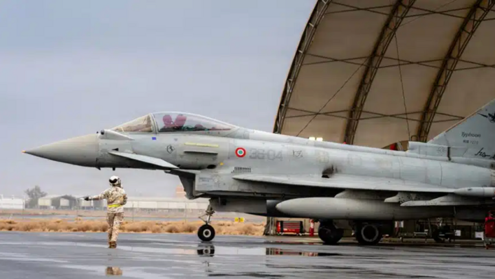 Lực lượng không quân Italy điều khiển tiêm kích Eurofighter Typhoon. (Ảnh: Không quân Mỹ)