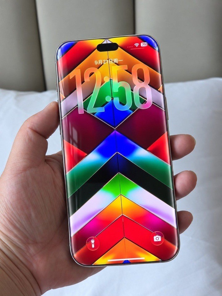 Hình ảnh concept được cho là khả thi nhất của iPhone 20 Pro. (Ảnh: Phone Arena)