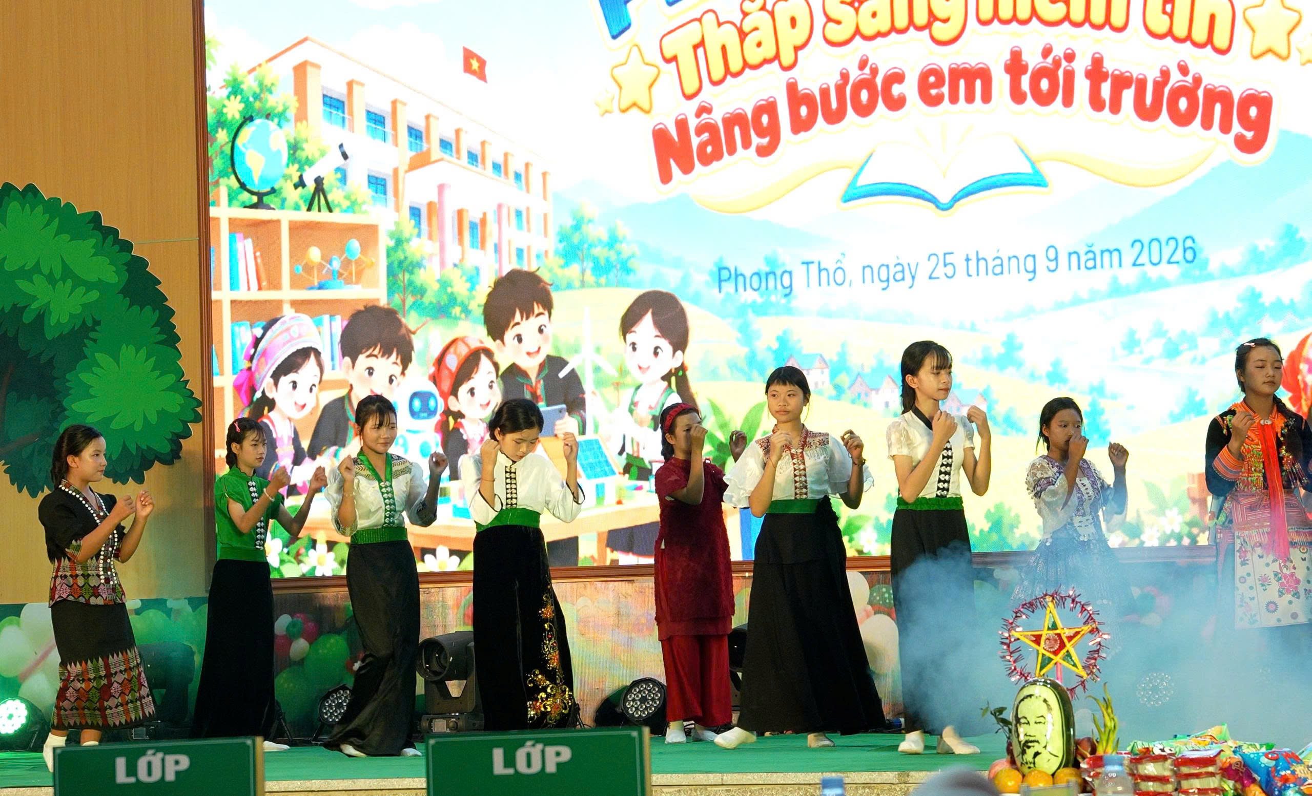 26-1790382535-trung-thu-dau-tien-duoi-mai-truong-petrovietnam-thap-sang-niem-tin-noi-bien-cuong
