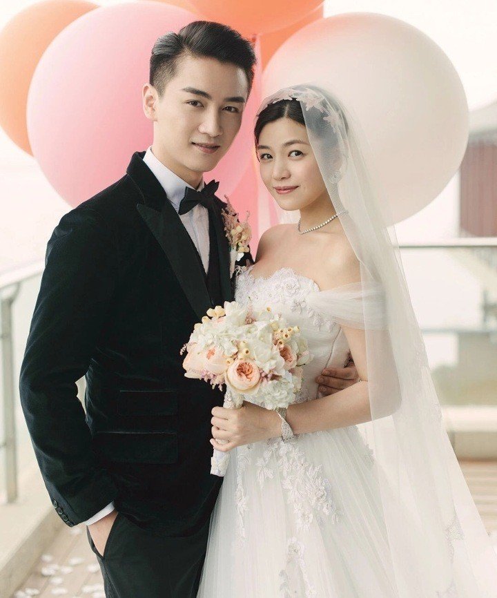 Trần Nghiên Hy và Trần Hiểu bén duyên từ phim “Thần điêu đại hiệp”.