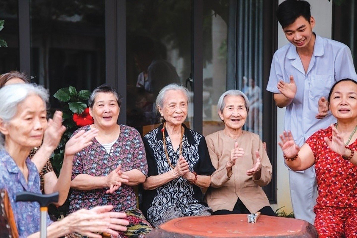 Biến áp lực già hóa dân số thành dư địa tăng trưởng