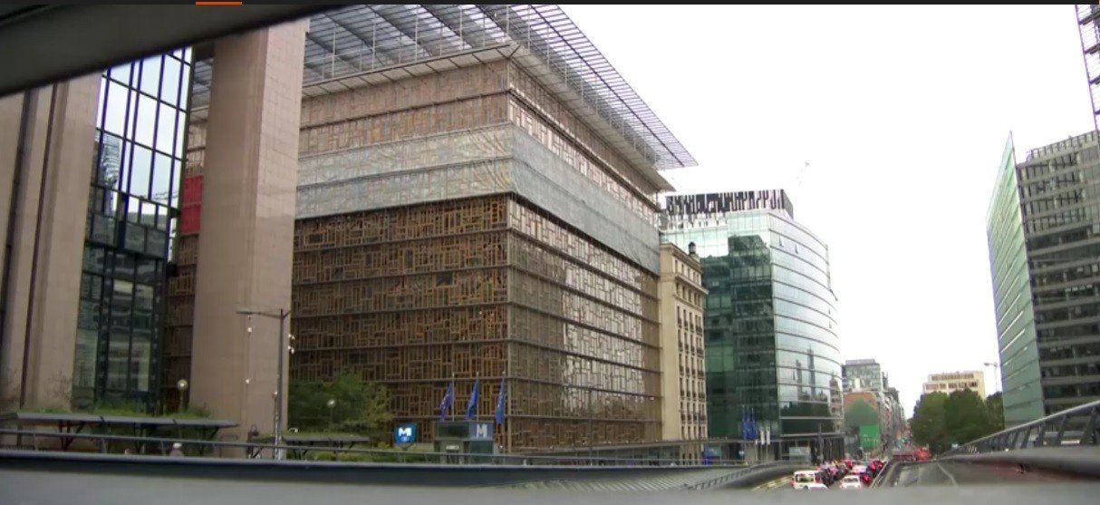 nang-luc-qp-eu.jpg