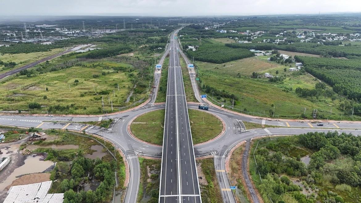Cao tốc Bến Lức - Long Thành thông xe toàn tuyến từ ngày 30/9- Ảnh 2.