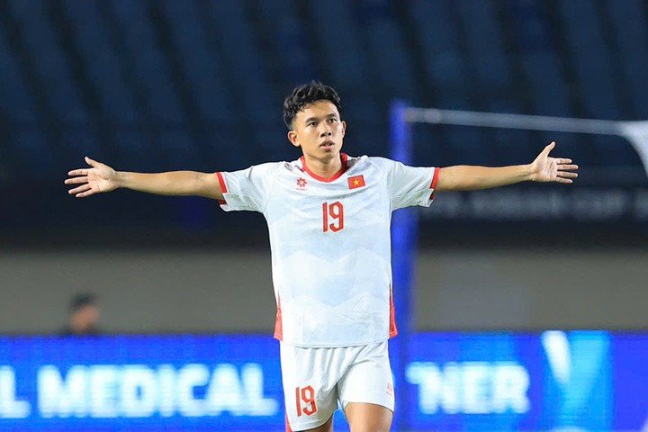 Những tính toán nhân sự của huấn luyện viên Kim Sang-sik không hiệu quả.
