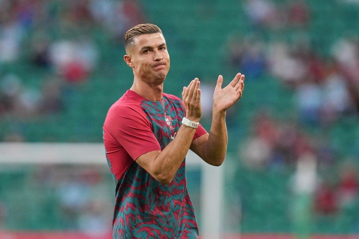 Cristiano Ronaldo trở thành tâm điểm của đội tuyển Bồ Đào Nha. (Ảnh: AP)