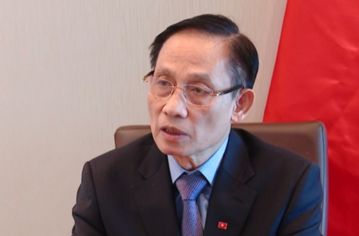 le hoai trung.png