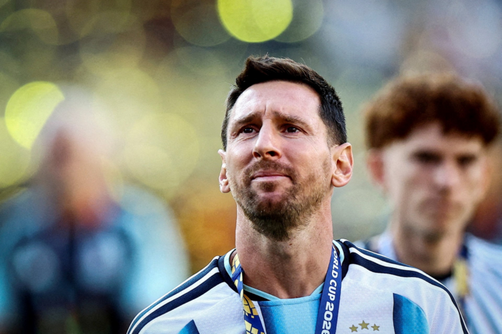 Messi rơi nước mắt sau hành trình trọn vẹn đỉnh cao cùng đội tuyển Argentina.