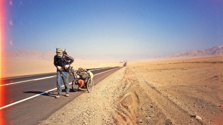 Karl Bushby tại Chile năm 1999. (Ảnh: Big Issue)