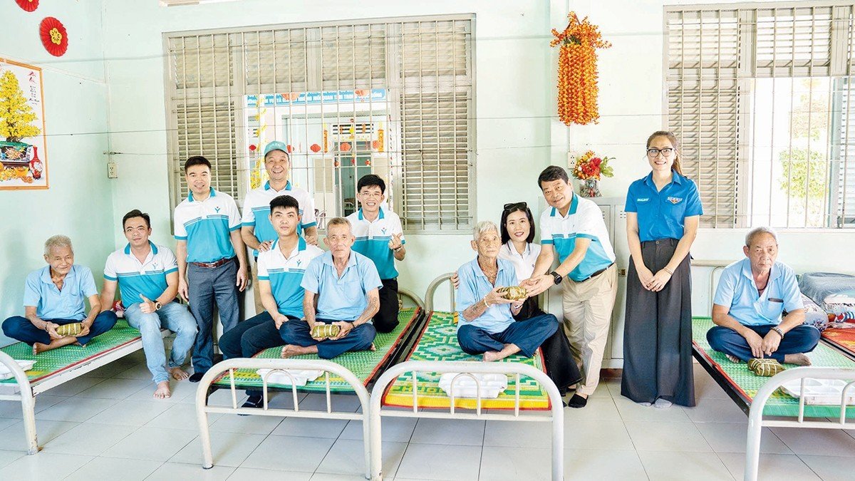 Chương trình “Ngàn tấm bánh, vạn nghĩa tình” mang đậm dấu ấn người lao động PVFCCo - Phú Mỹ