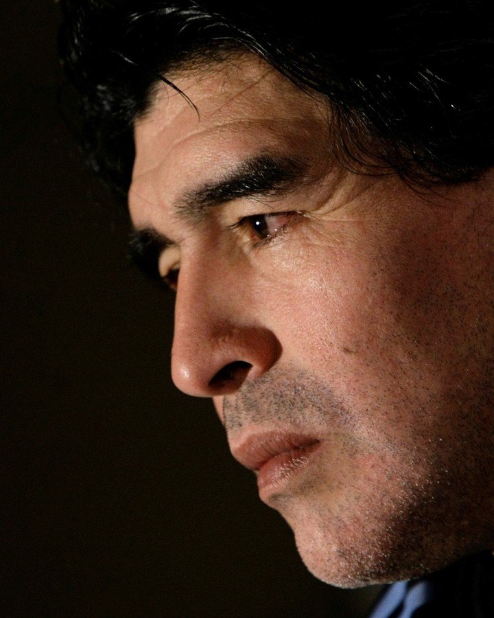 Maradona có trận đấu cuối cùng với ĐT Argentina mà ngay cả ông cũng không thể biết trước - Ảnh: Reuters