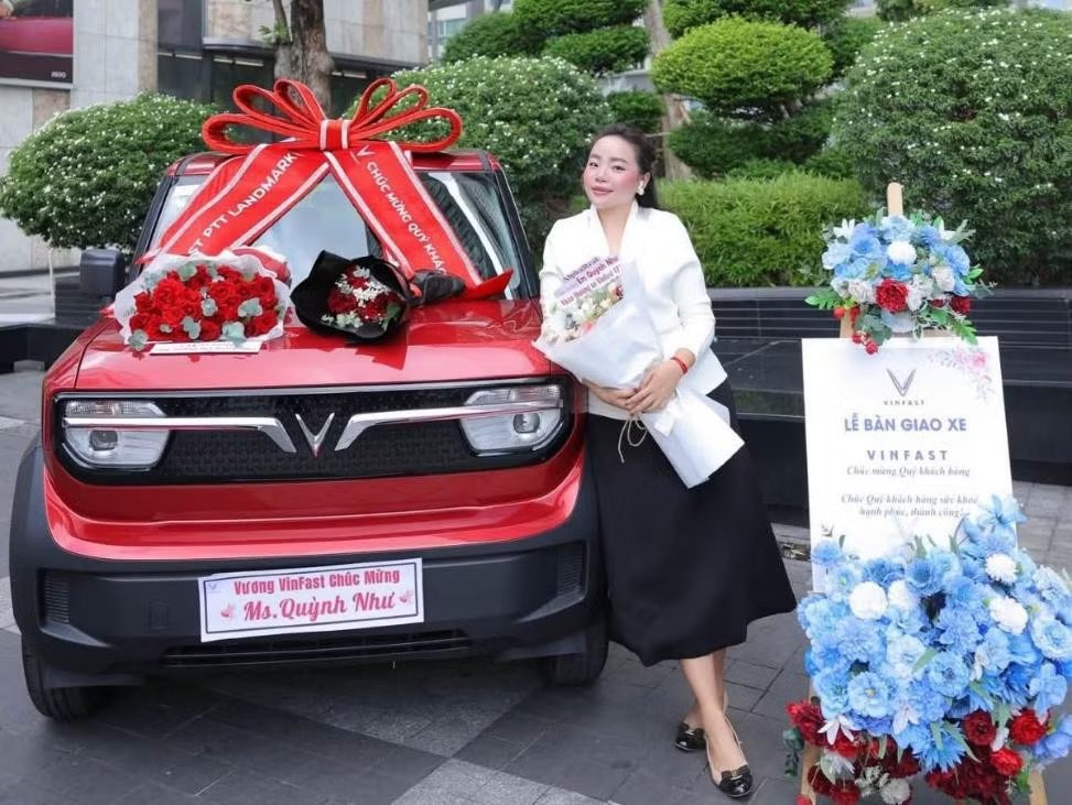 Những phần thưởng mà Quỳnh Như nhận được là cách cụ thể hóa nhất để cô chứng minh với cha mẹ rằng mình đã chọn đúng con đường.
