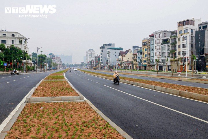 Trước đó, ngày 28/9, đoạn Vành đai 2,5 qua khu vực Tây Hồ Tây cũng được thông xe kỹ thuật.
