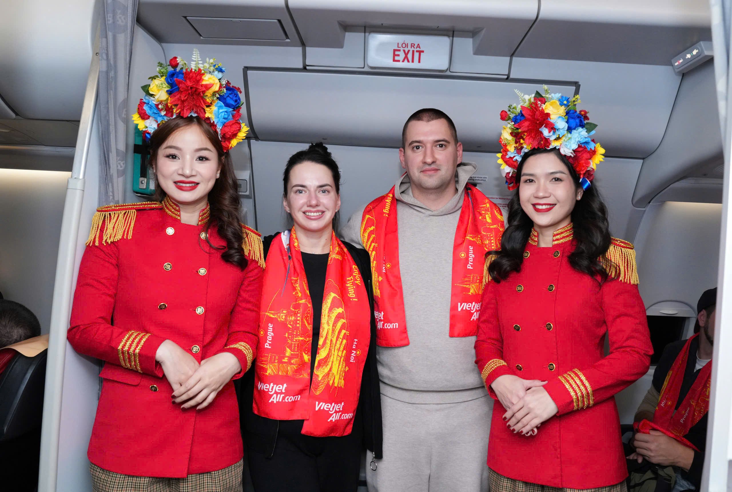 11-1791724831-vietjet-khai-truong-duong-bay-den-almaty-va-praha