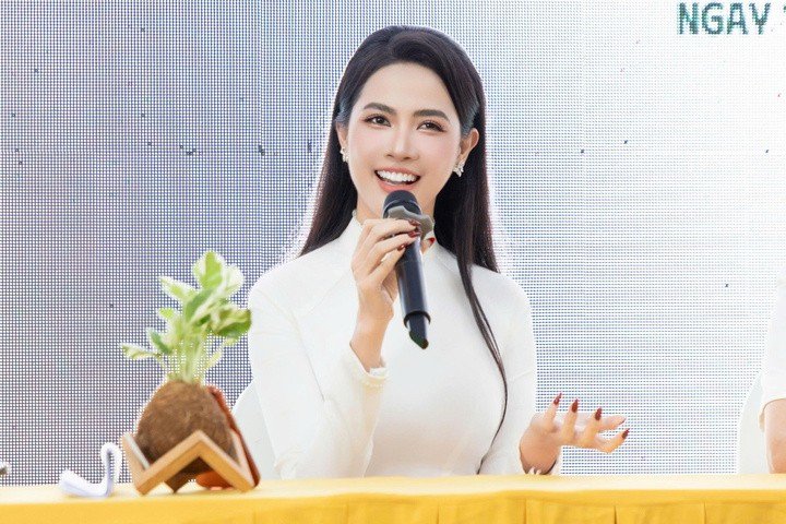 Phan Thị Mơ vẫn hoạt động nghệ thuật, phát triển kinh doanh và tham gia các chương trình cộng đồng.