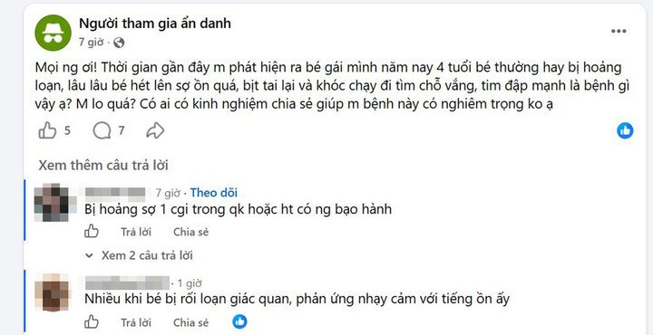Phụ huynh lên mạng hỏi bệnh của con. (Ảnh chụp màn hình)