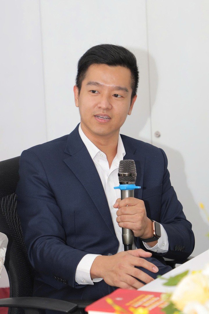Thế hệ F2 của Tân Hoàn Cầu Hà Quốc Phong.