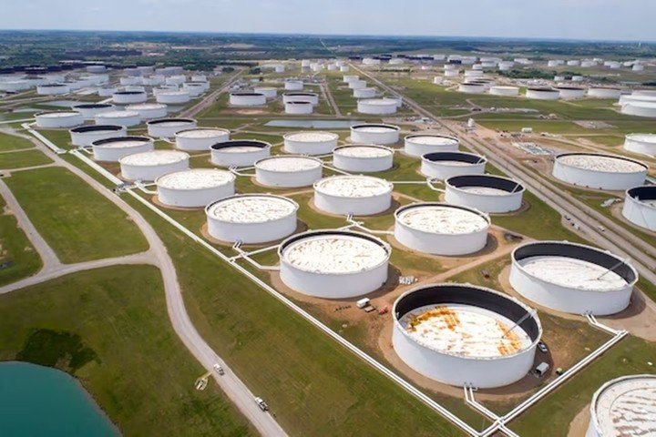 Thị trường dầu diesel toàn cầu tiếp tục khan hiếm đến năm 2027. (Ảnh: Reuters)
