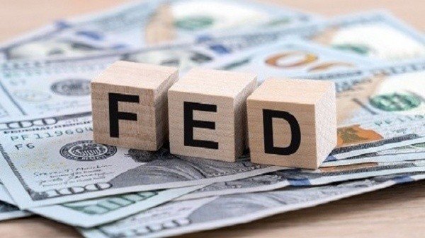 USD giảm mạnh sau những phát biểu thận trọng của quan chức Fed