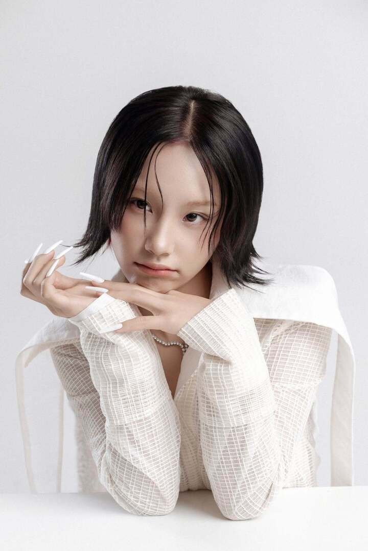 Cô được nhiều khán giả ví như “thần tiên tỷ tỷ” hay “nàng thơ mới” của màn ảnh Việt.