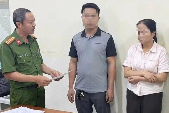 Khởi tố người phụ nữ kê giường chặn lối đi chung