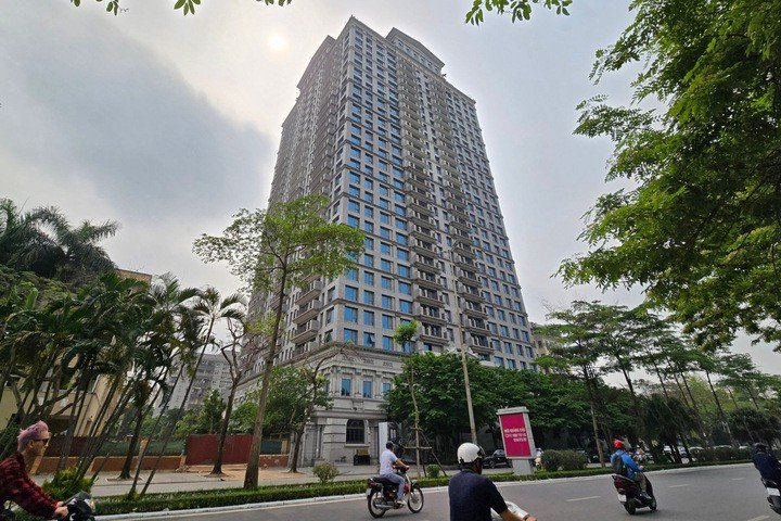 Lãi suất giảm, thị trường bất động sản được kỳ vọng sẽ đón nhận nhiều tín hiệu tích cực. (Ảnh: Minh Đức).