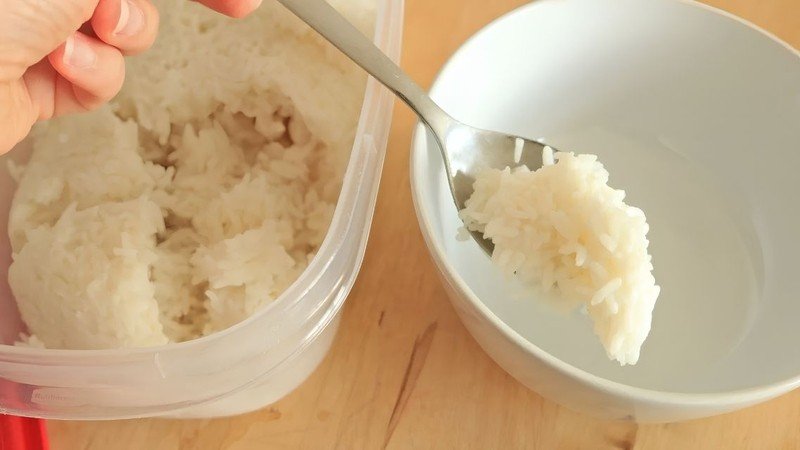 Ăn cơm nguội có giúp hạ đường huyết?