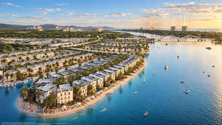 Biển hồ Lagoon 800 ha mở ra không gian mặt nước khoáng đạt cho những buổi chiều nghỉ dưỡng, dạo chơi và tận hưởng cảnh quan bên gia đình.