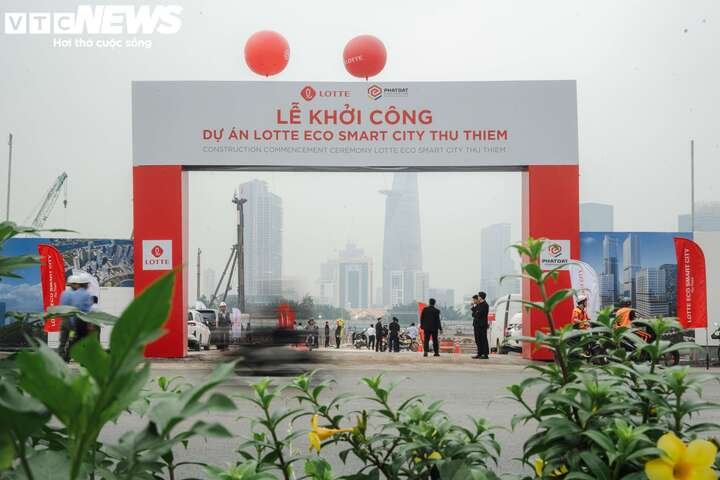 Dự án Lotte Eco Smart City Thủ Thiêm có tổng vốn đầu tư khoảng 60.000 tỷ đồng.
