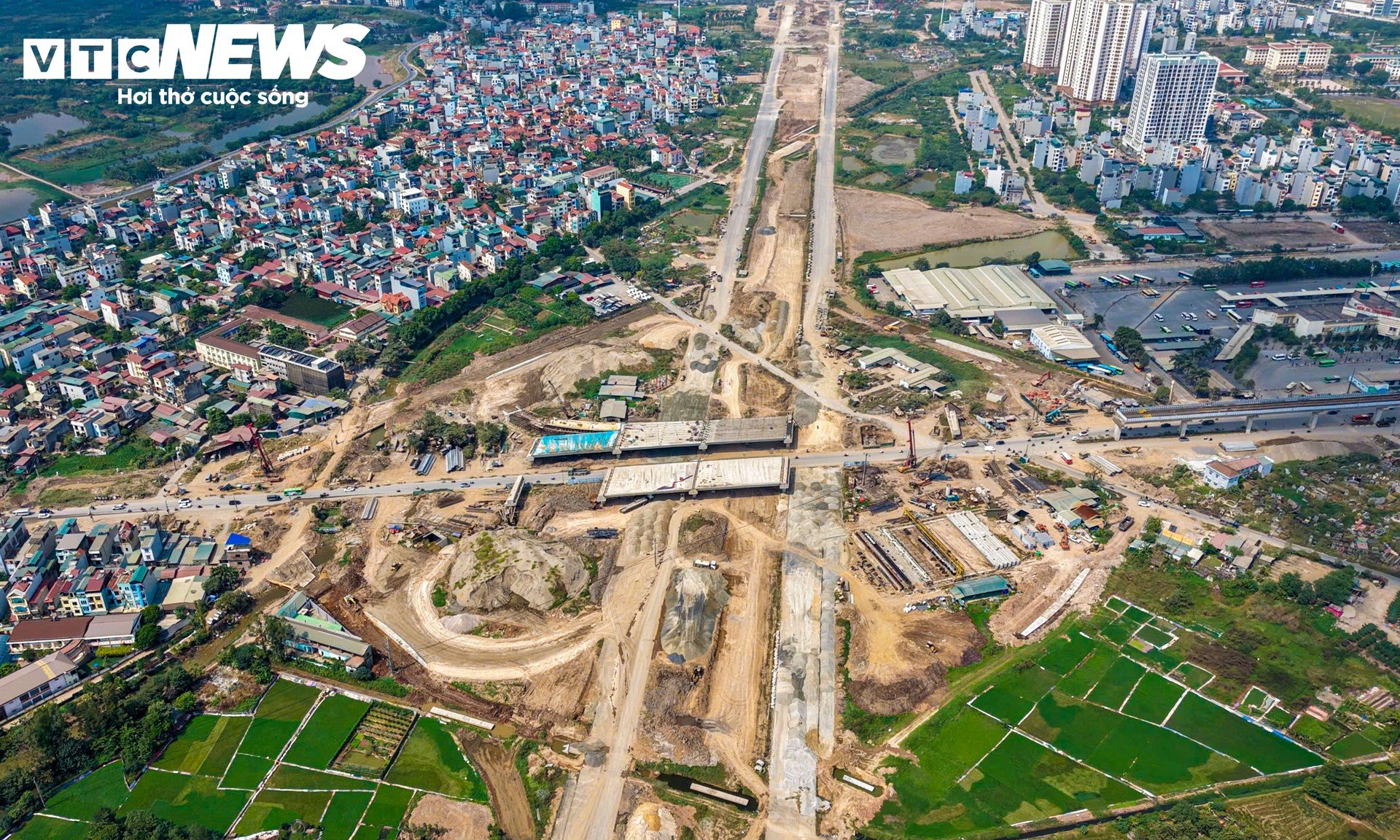 Diện mạo nút giao Vành đai 4 ở cửa ngõ Tây Nam Hà Nội - 1