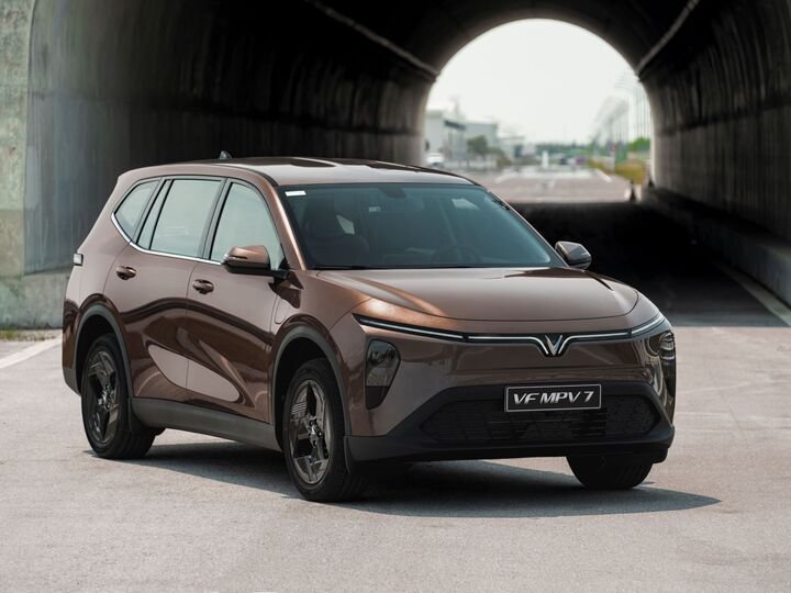 Chủ xe VinFast VF MPV 7 hưởng lợi từ hệ thống trạm sạc và dịch vụ toàn quốc - 3