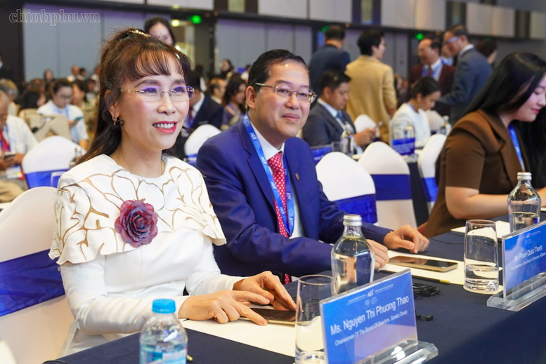 28-1793167645-toan-canh-doi-thoai-cua-thu-tuong-tai-dien-dan-kinh-te-mua-thu-the-gioi-cang-bat-dinh-viet-nam-cang-phai-chu-dong-ve-chien-luoc