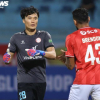 Bùi Tiến Dũng lần đầu tiên giữ sạch lưới trên sân Hàng Đẫy ở V-League