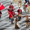 Võ sĩ Tonga cởi trần lại gây sốt khai mạc Olympic