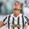 Khó khăn tài chính, Juventus “chào” bán Ronaldo cho cả Barca