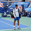 Djokovic đánh bóng vào mặt trọng tài: Cú vấp ngã của một người bình thường