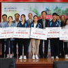 Giải golf Báo Đầu tư ủng hộ 1 tỷ đồng cho học sinh miền Trung