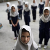 Nữ sinh Afghanistan: ‘Tại sao chúng em không thể đi học?’
