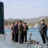 Kim Jong-un đang bí mật đóng tàu ngầm tên lửa đạn đạo?