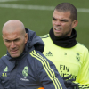 Lộ diện 3 cầu thủ Real Madrid ghét HLV Zidane như xúc đất đổ đi