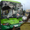 Xe buýt nát đầu sau tai nạn trước hầm chui ở Sài Gòn