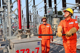 'Người dùng điện đang phải trả cao hơn giá bình quân...'