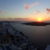 Thiên đường du lịch Santorini: Không phải màu hồng như bạn tưởng tượng