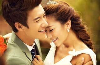 Bị sếp lừa vào chòng với bài tán gái cũ rích, cô gái trẻ chịu nỗi đau đớn chồng chất