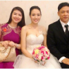 ĐD Ngô Quang Hải hạnh phúc bên vợ trẻ kém 25 tuổi đẹp như hoa hậu