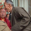 Khi đến Tây Tạng, thấy mọi người thè lưỡi, đừng vội vàng tức giận