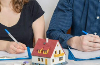 Ly hôn mới biết mình trắng tay vì chồng tẩu tán tài sản riêng
